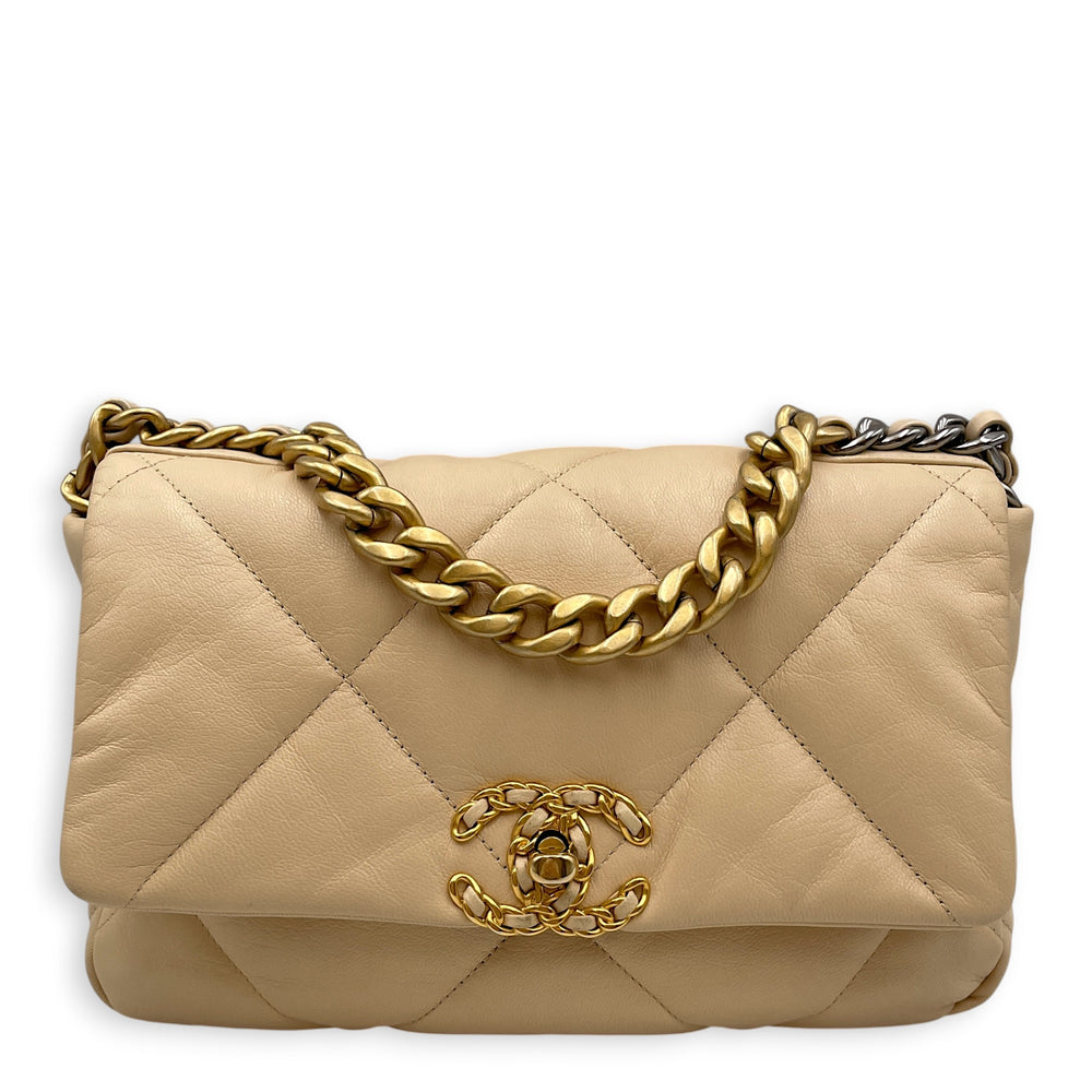 Chanel C19 Beige Shoulder Bag in Goat Leather Mixed hardware